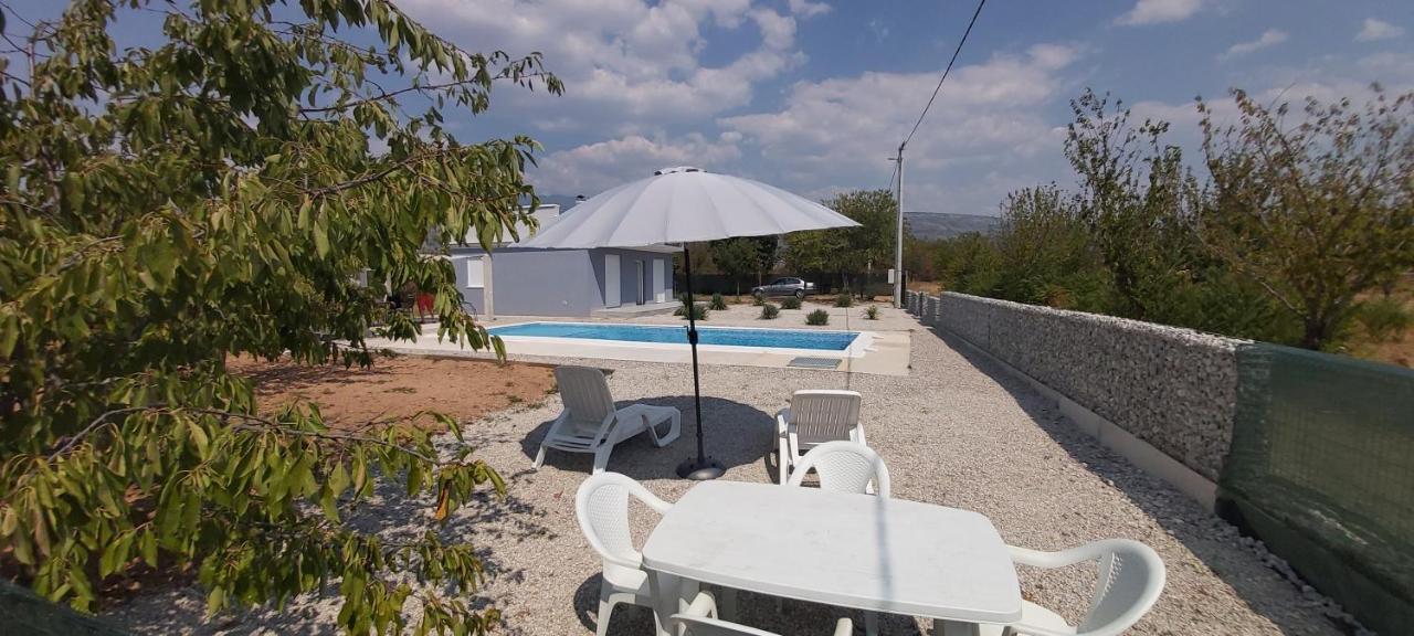 Urban House M & M Villa Mostar Exteriör bild